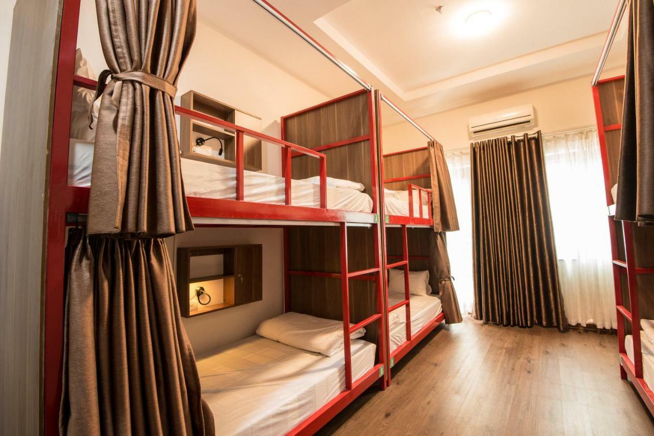 Single Bed 6-Bed Dormitory Room,779540406:JPEG